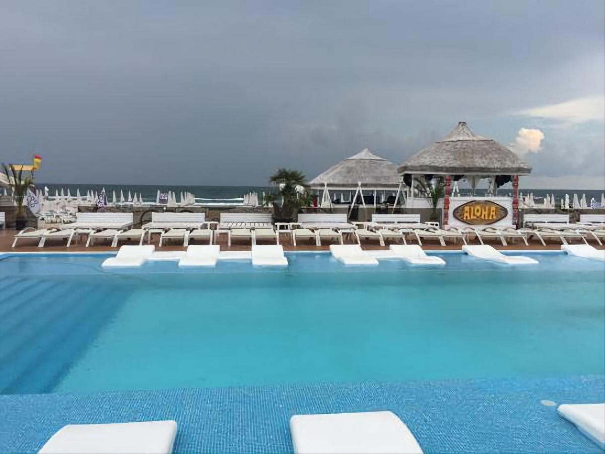 Ella Summerland Mamaia Exterior photo
